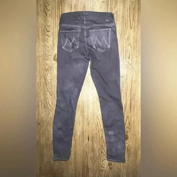 MOTHER distressed gray purple jeans in size 24 thrashed grunge - Picture 2 of 6